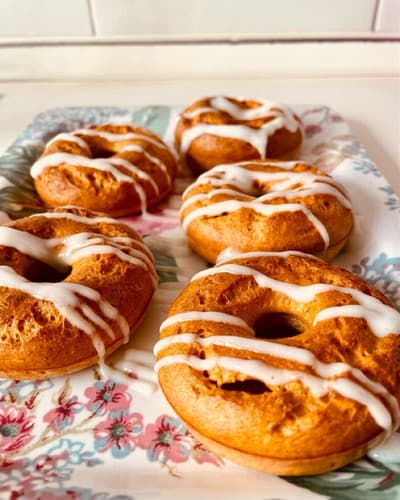 Donuts carrot cake